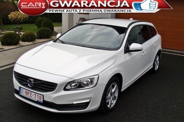 V60 2.0 D4 190KM Navi DVD Biała Perła Serwis